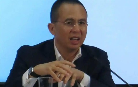 李嘉诚儿子2500万美元豪赌世界杯：被骂冤大头？实则暗吞三大红利