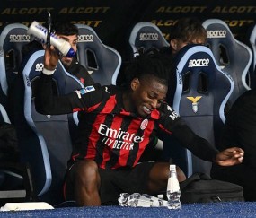 在线体育-安布罗西尼批评莱奥场上表现，34分钟仅触球4次|AC米兰|拉斐尔·莱奥|拉斐尔-达-席尔瓦|名宿|莱奥-席尔瓦_新浪体育_新浪新闻